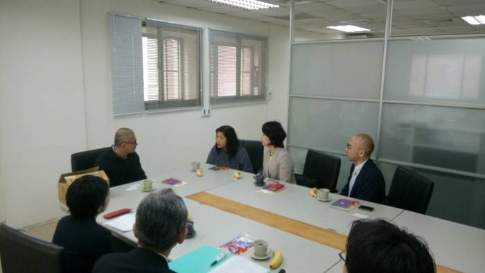 日本生活文化部梅原文與本校交流